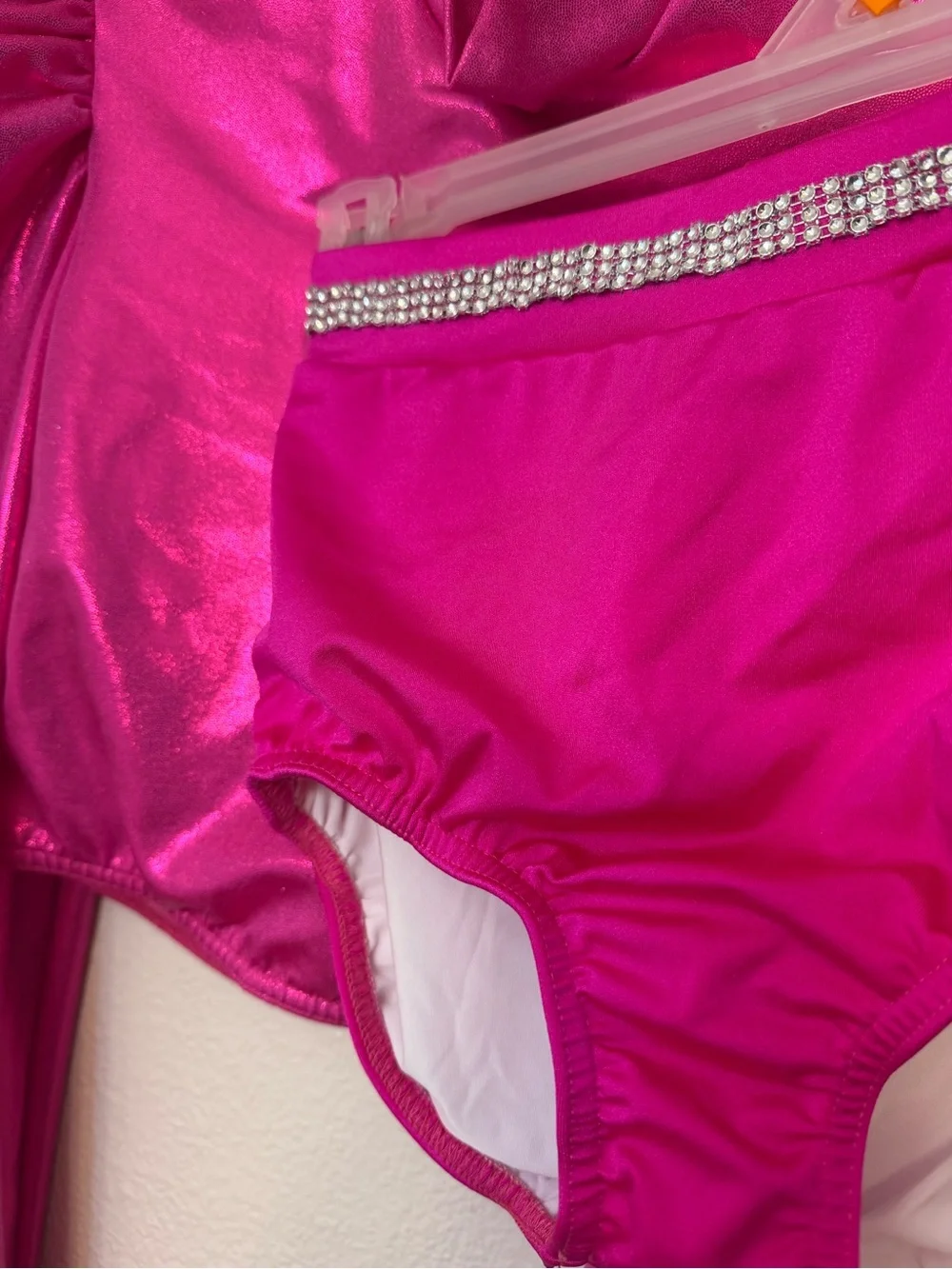 Kelle dance jazz acro solo costume 2 piece hot pink metallic SA-Small adult